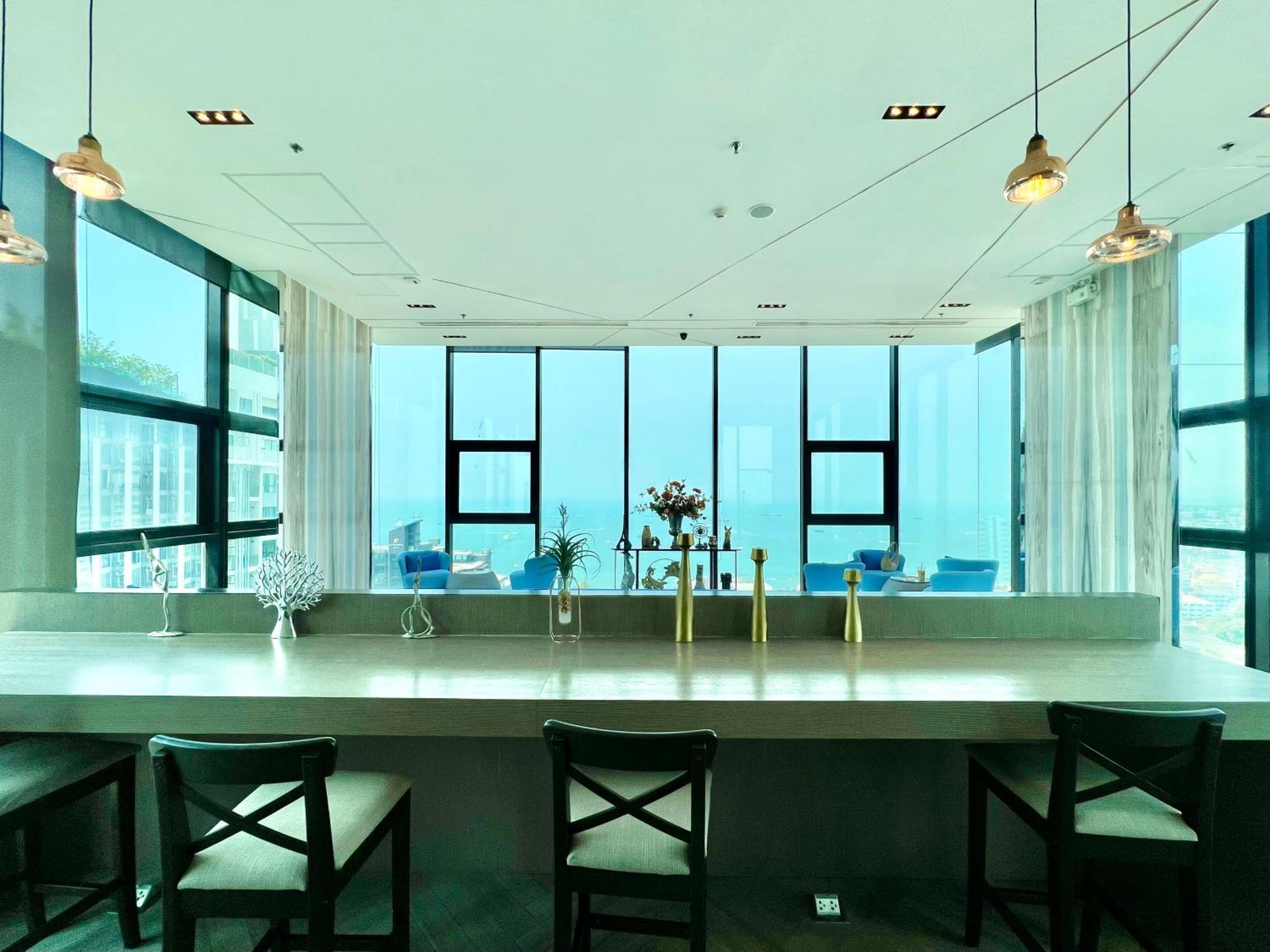 Sea View Pattaya Beach @The Base Central Pattaya Exterior photo