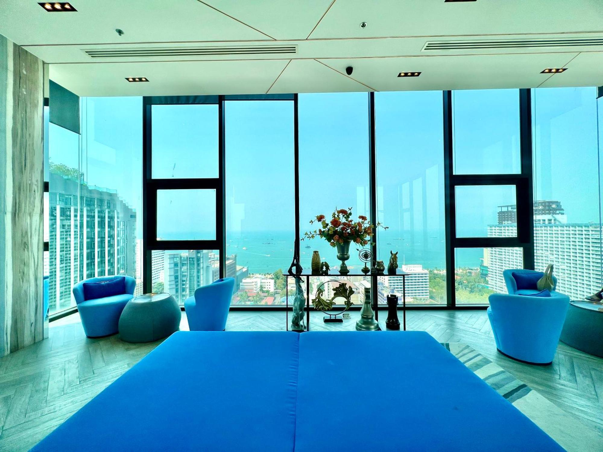 Sea View Pattaya Beach @The Base Central Pattaya Exterior photo